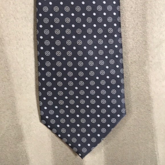 👔Kenneth Cole Tie👔 - Picture 3 of 3